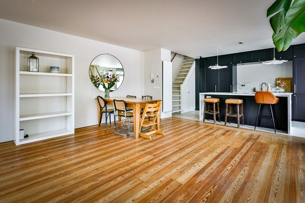 Medium property photo - Van Oldenbarneveldtplein, 1052 JL Amsterdam